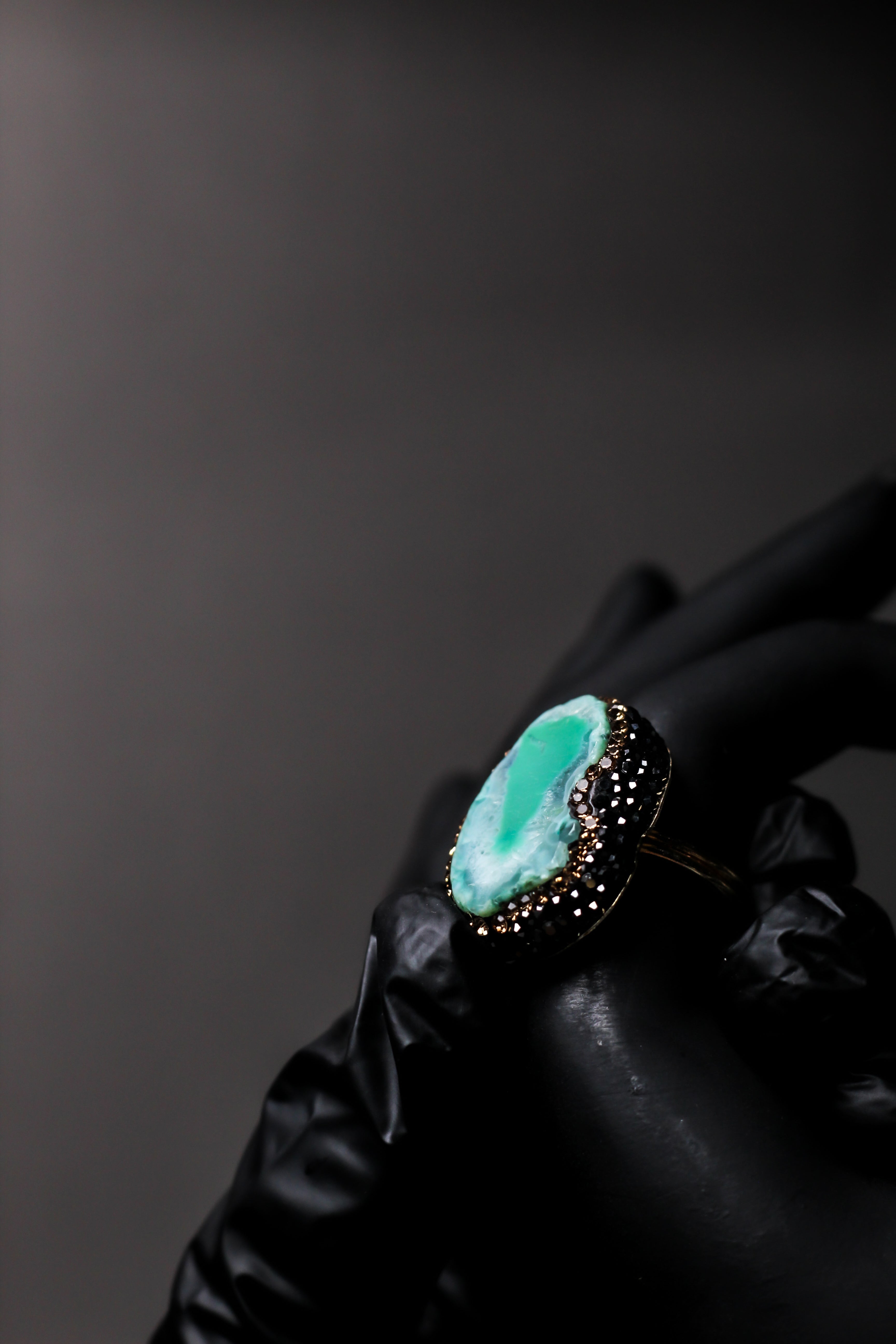 Sakiz Ring